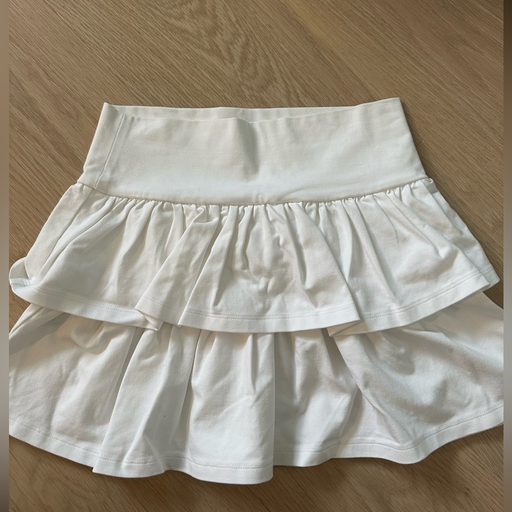 Aritzia Sunday best  White Tiered Skirt